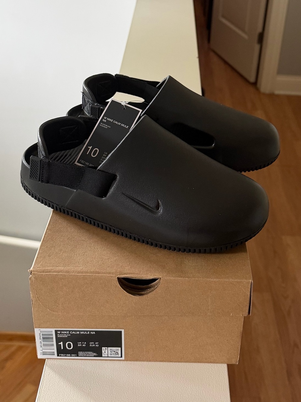 Brand new”NIKE calm mule na”slippers(unisex).Size-W-10,M-9.Color-black/noir🖤 - Picture 4 of 11